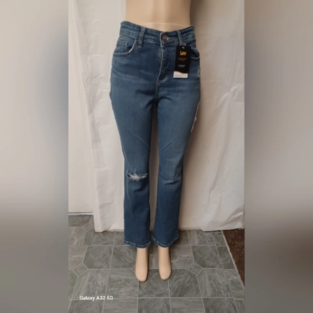 Lee Women's Blue Jeans Size 6 Medium